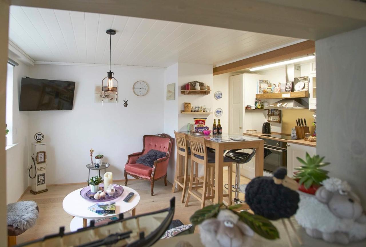 Romantic Klaksvik Apartment المظهر الخارجي الصورة